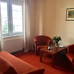 Hotel Gryf 2*